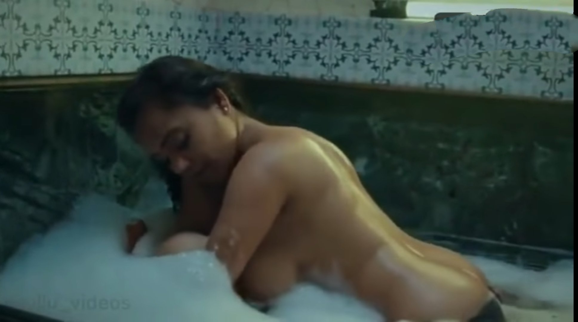 Nehal Vadoliya Nude Sex In Bathtub With Husband P02