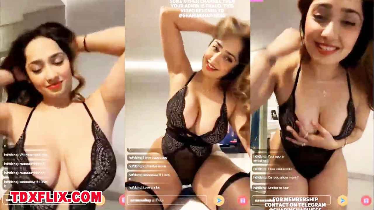 Aditi Mistry Showing Deep Cleavage Sexy Boobs Live Show